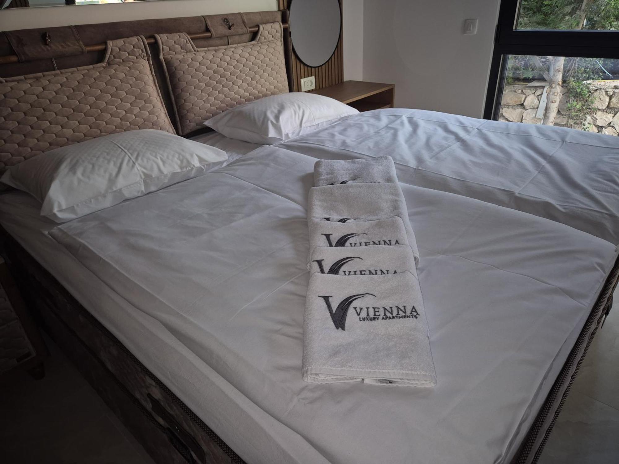 Vienna Luxury Apartments Dobra Voda Exterior photo
